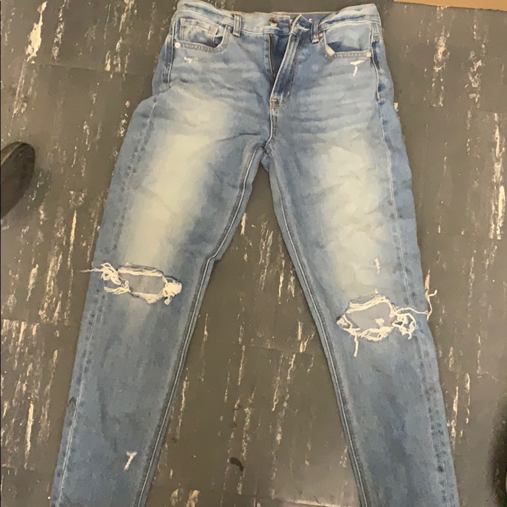 american eagle mom jeans